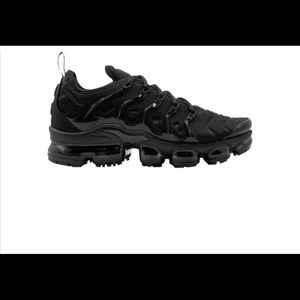 Air Vapormax Plus ‘Triple Black’